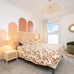 Apartment T2 Havre Paix Avec Terrasse - Parking Prive - 5 Min Metro Patte D'oie - Clinique Pasteur