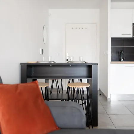 T2 Havre Paix Avec Terrasse - Parking Prive - 5 Min Metro Patte D'oie - Clinique Pasteur Апартаменты